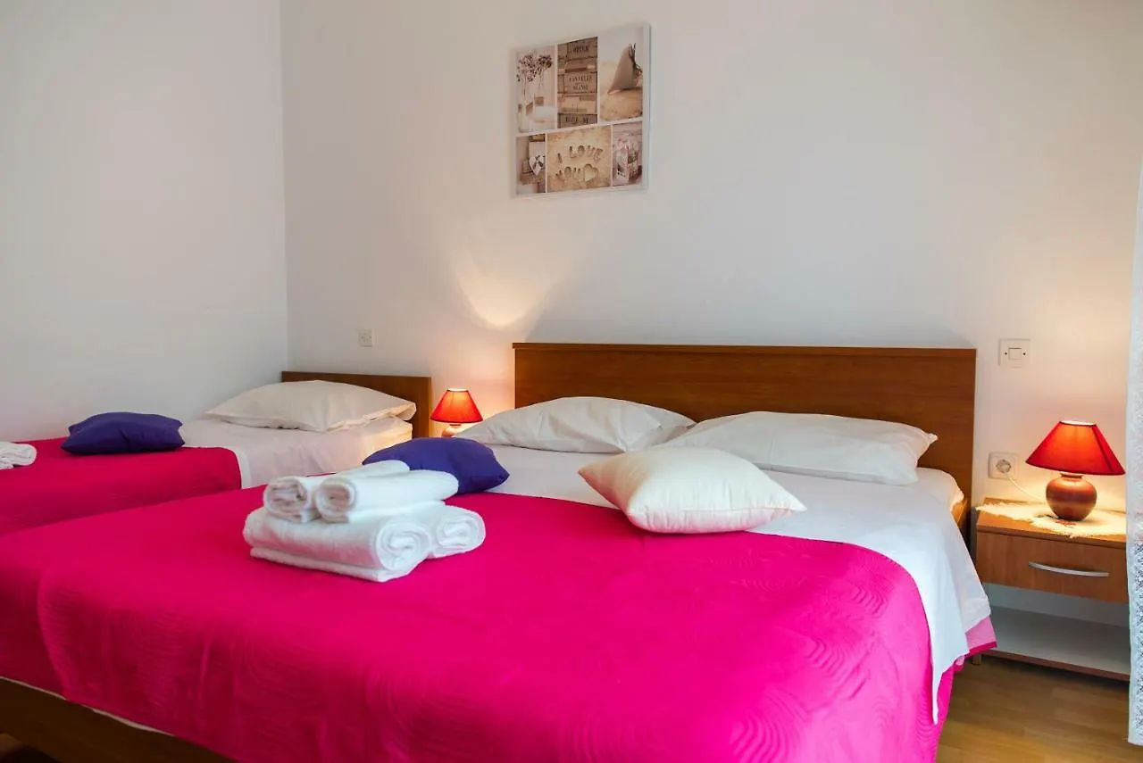 Apartments Villa Lena Zadar 0*,  Croatia